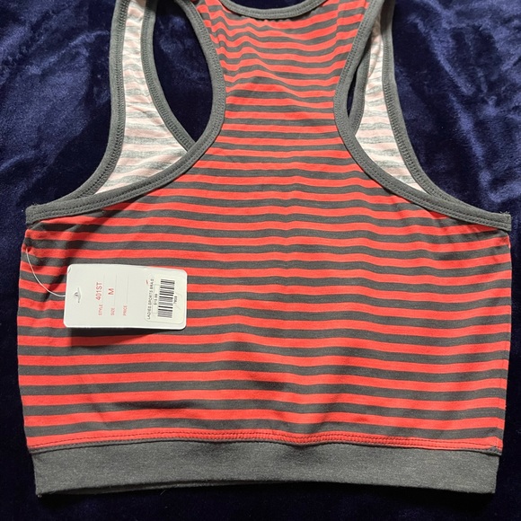 Hot pants with matching sports bra - Picture 2 of 7